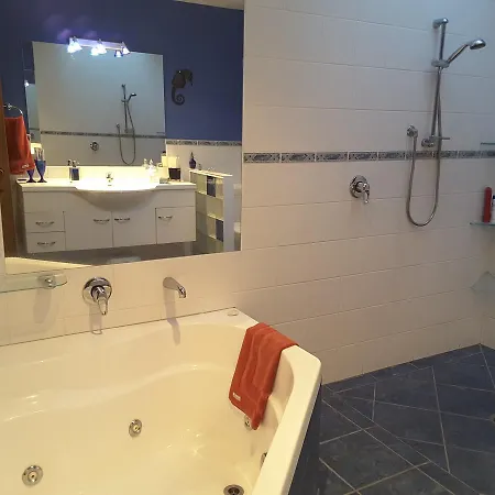 Beach B&B Waihi Exterior photo